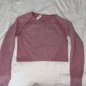 Workout Pink Long Sleeve Crop Top w/ Thumbholes - Size Medium